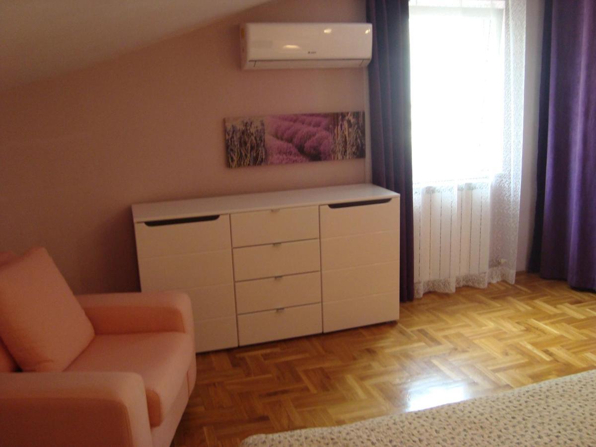 Apartments Eja ザダル エクステリア 写真