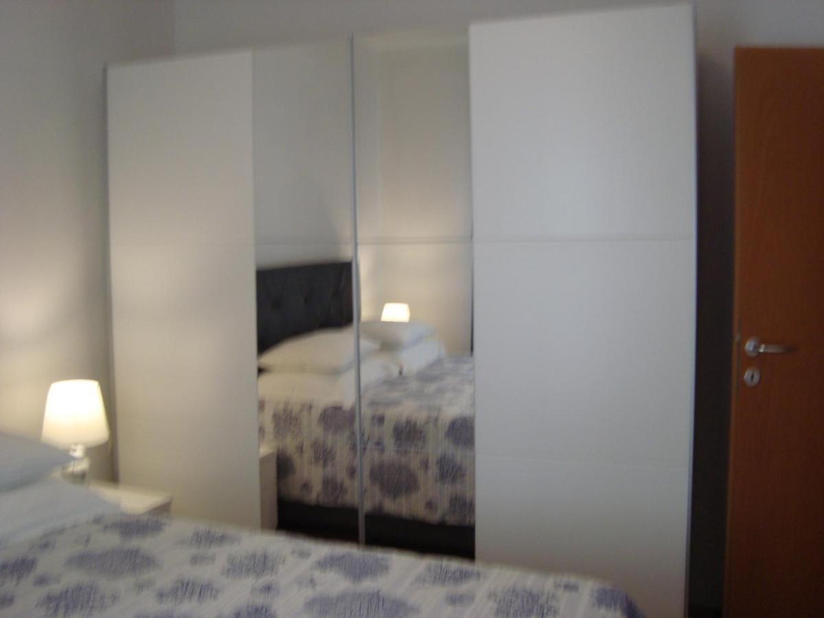 Apartments Eja ザダル エクステリア 写真